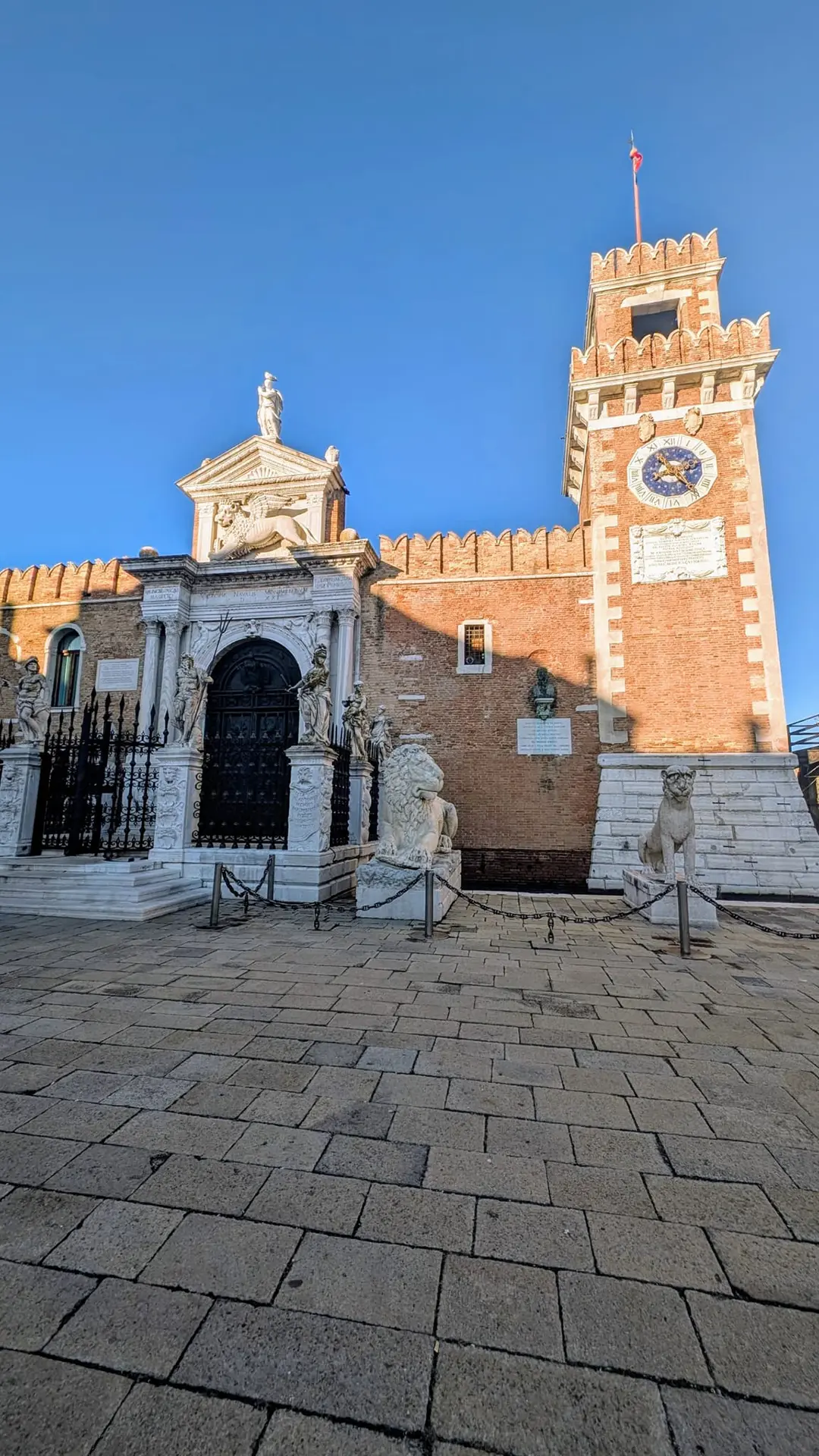 Dante tour - deTourist Venice